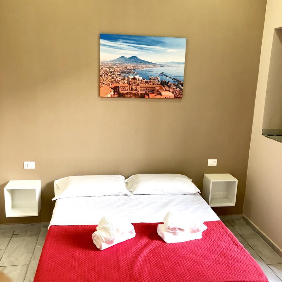 Bed and Breakfast Vesuvius Terminal à Naples Extérieur photo