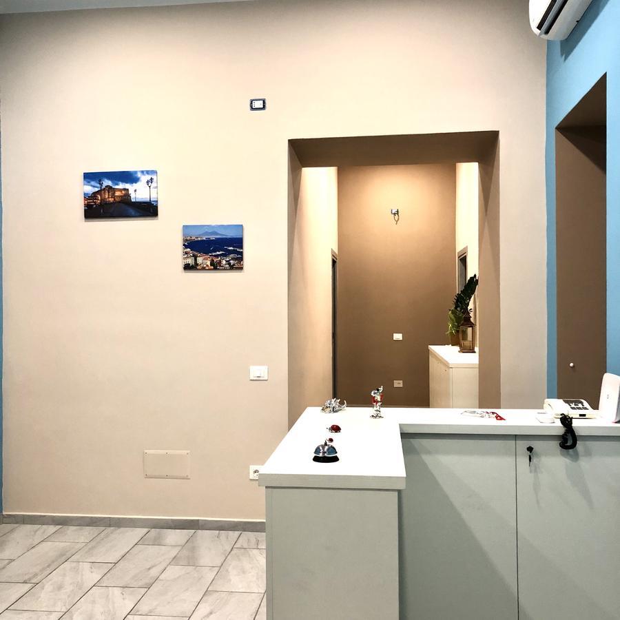 Bed and Breakfast Vesuvius Terminal à Naples Extérieur photo