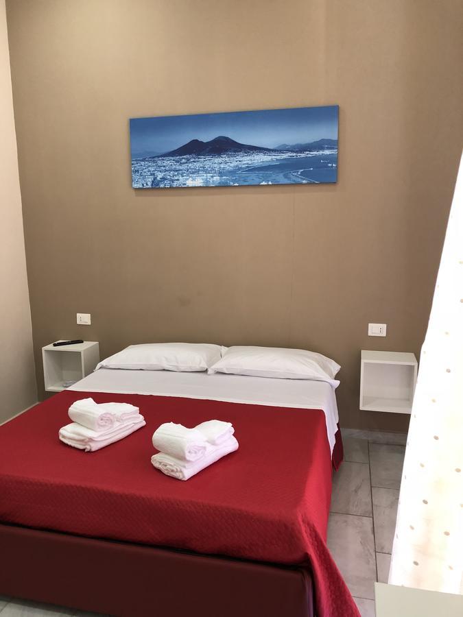 Bed and Breakfast Vesuvius Terminal à Naples Extérieur photo