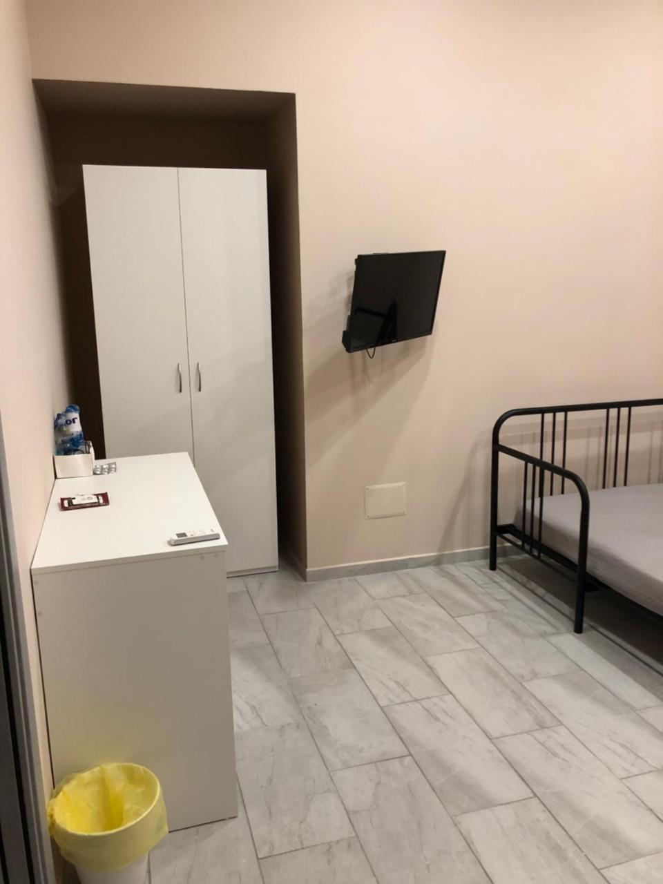 Bed and Breakfast Vesuvius Terminal à Naples Extérieur photo